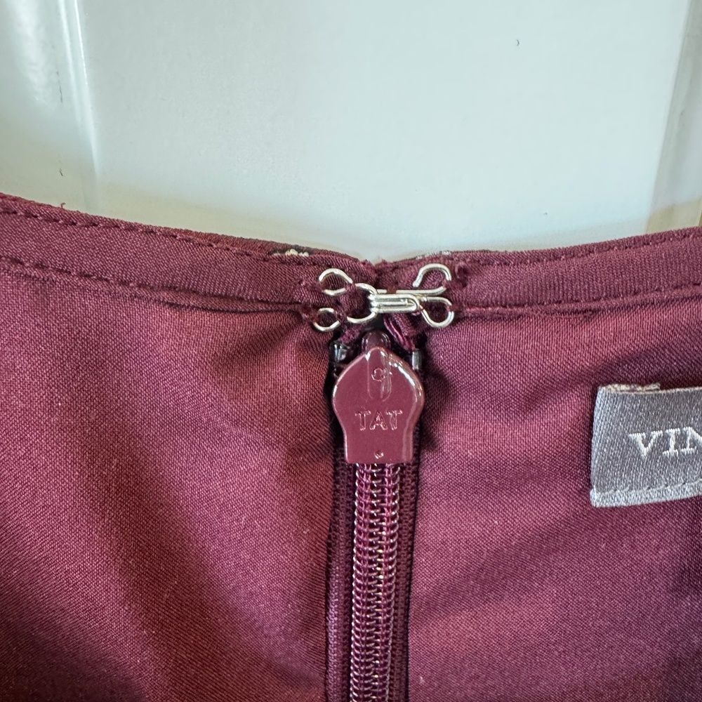 Vince Camuto maroon dress- size 10 - Picture 6 of 10